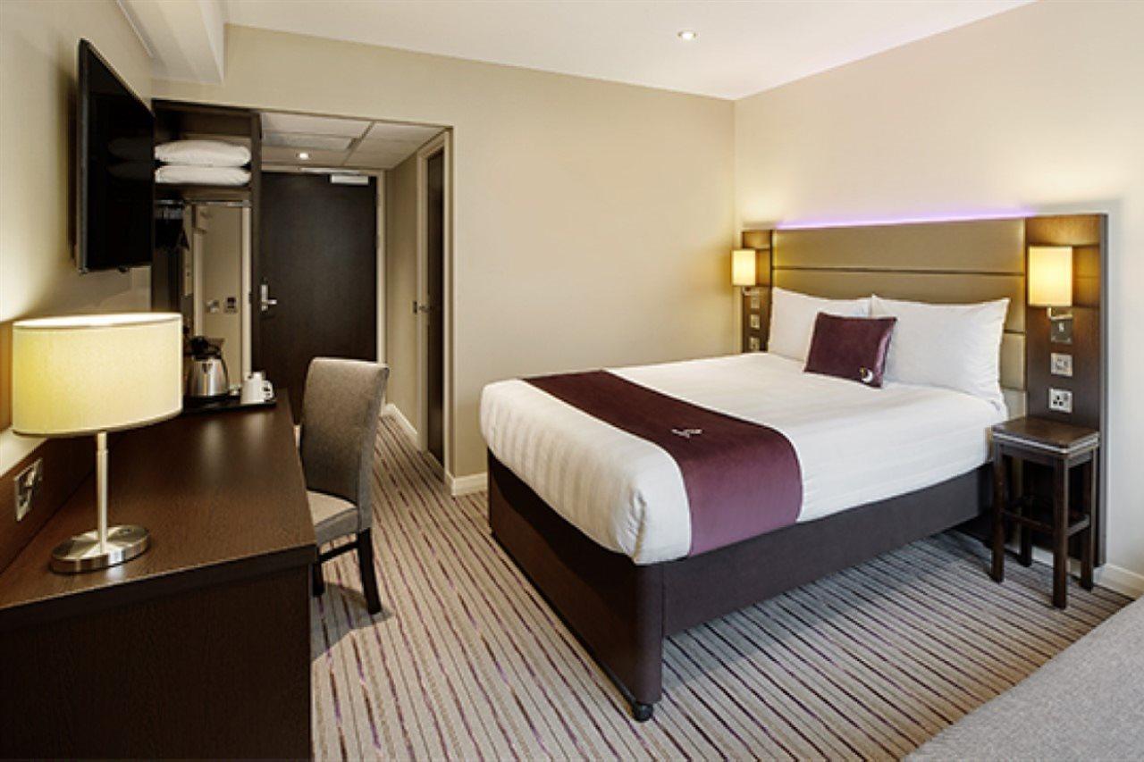 Premier Inn Liverpool Esterno foto
